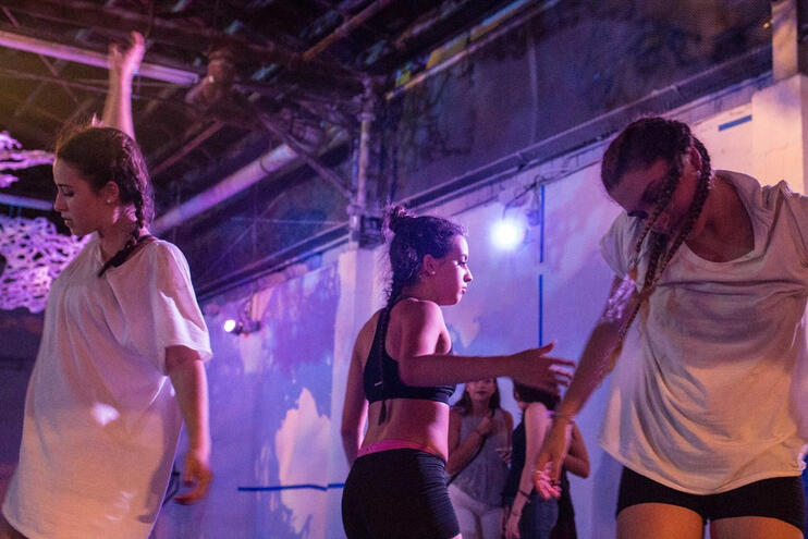 RE-TRACE - Alessandra Fernandez &amp; NWSA Dance